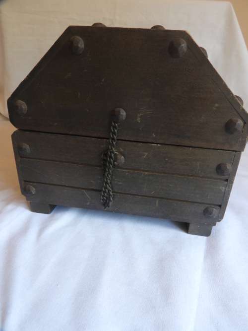 TREASURE CHEST