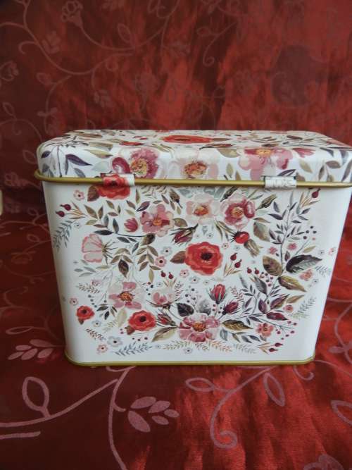 Prayers in a Tin