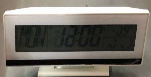 VOICE CONTROL BACK-LIGHT LCD CLOCK DS-3618