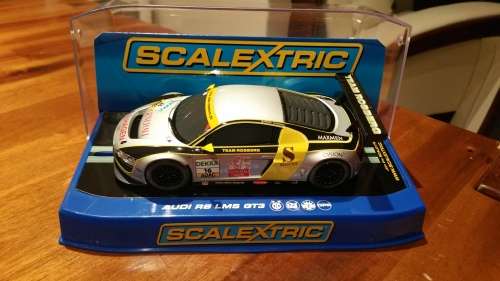 Scalextric Audi R8 LMS
