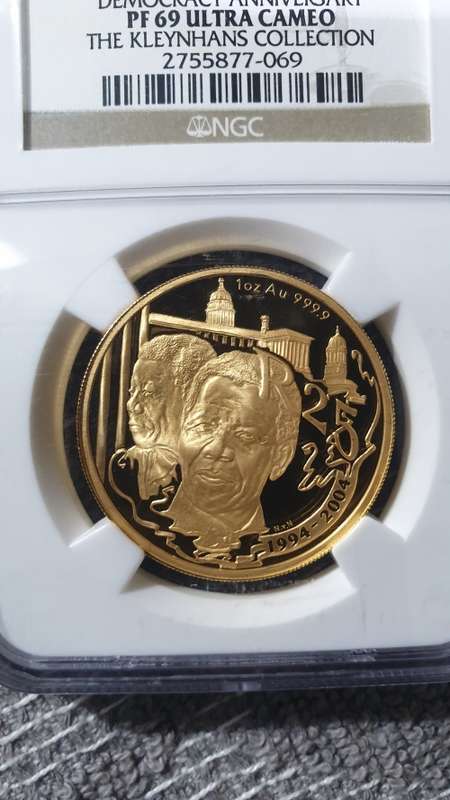 2004 DEMOCRACY 1 OZ GOLD GRADED PF69 ULTRA CAMEO