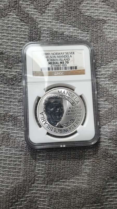 2009 NELSON MANDELA ROBBEN ISLAND SILVER MEDAL NORWAY GRADED MS70(HIGHEST GRADE)