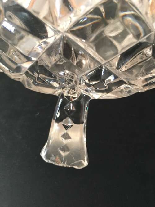 ANTIQUE CRYSTAL DEEP CUT CIRCULAR BOWL WITH 4 X FEET - LARGE