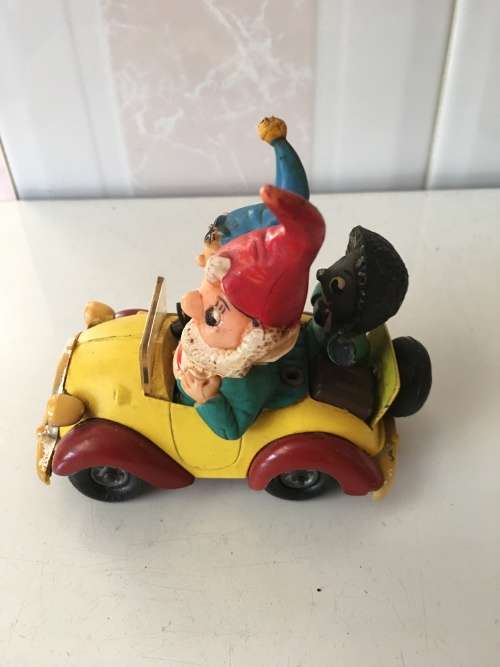 CORGI NODDY CAR WITH NODDY BIG EARS GREY FACE GOLLY - CIRCA 1969-1970 -  RARE TO FIND!!!