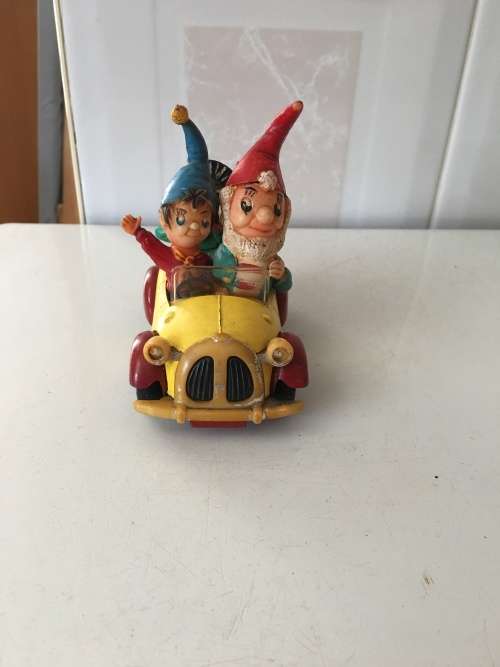 CORGI NODDY CAR WITH NODDY BIG EARS GREY FACE GOLLY - CIRCA 1969-1970 -  RARE TO FIND!!!