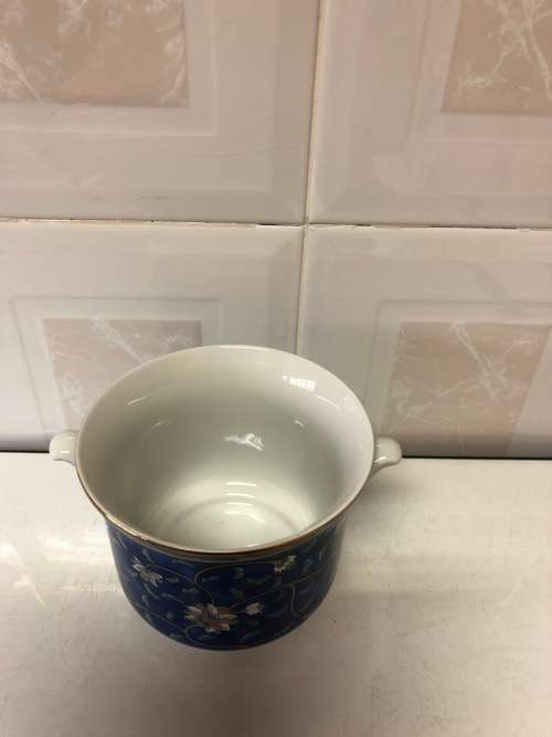 ETUDE TAKAHASHI SAN FRANCISCO C 1986 PORCELAIN ICE BUCKET