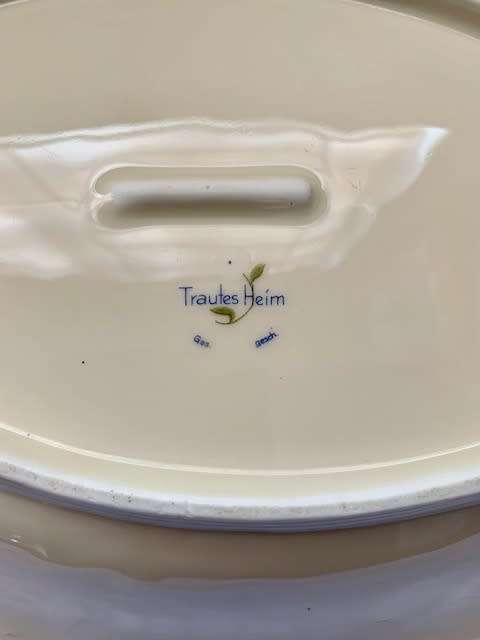 GERMAN PORCELAIN SERVING DISH BY GES GESCH TRAUTES HEIM