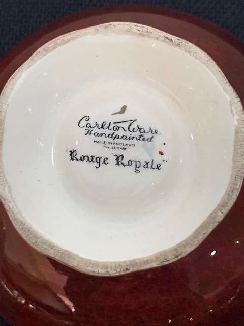CARLTON WARE ROUGE ROYALE BURGUNDY AND GOLD PLATE AND BOWL