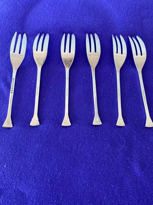 STERLING SILVER SET OF 6 x CAKE FORKS