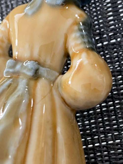 WADE `ROSE OF TRALEE` IRISH FOLK SONG TALES CHARACTERS SERIES FIGURINE
