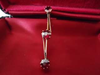9ct Gold Garnets x 3 (Good Size) Brooch - Total Weight 2.2 Grams