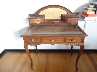 Edwardian Early 1900's Inlay Mahogany 5 x Drawer Desk
