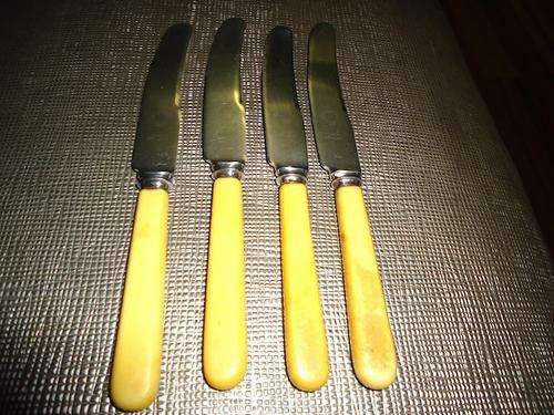 VINTAGE - SET OF 4 BONE HANDLE BUTTER KNIVES FIRTH SHEFFIELD ENGLAND