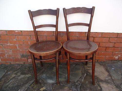 ANTIQUE BENTWOOD CHAIRS PAIR CIRCA 1920'S  (BIDDING AS ONE LOT)