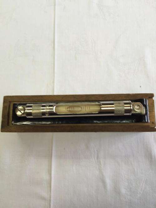 J. RABONE & SONS ENGLAND ANTIQUE 8 INCH CAST IRON SPIRIT/BUBBLE ENGINEERS PRECISION LEVEL