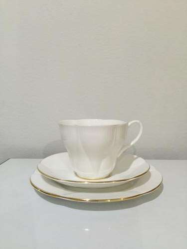 ROYAL ALBERT ENGLAND - CORONET PATTERN TRIO X 4 - BIDDING PER TRIO