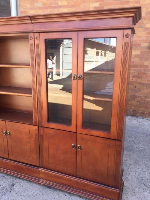 3 Piece Bookcase in solid wood and veneers