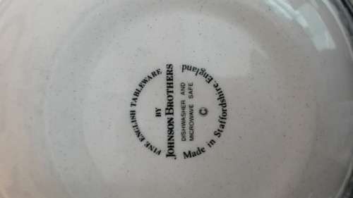 Johnson Brothers Hearts and Flowers crockery