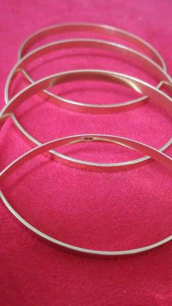 Vintage 9ct bangles