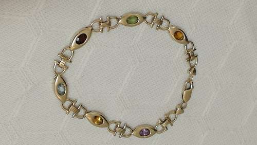 9ct Yellow Gold Gem bracelet