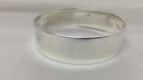 Sterling Silver solid bangle