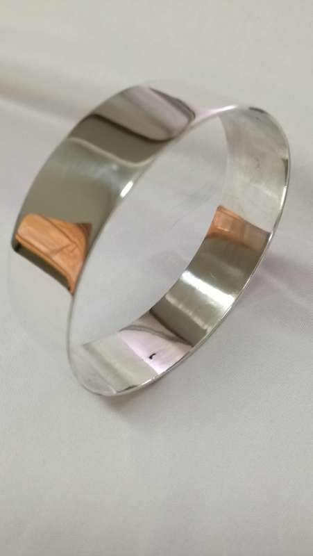 Sterling Silver solid bangle