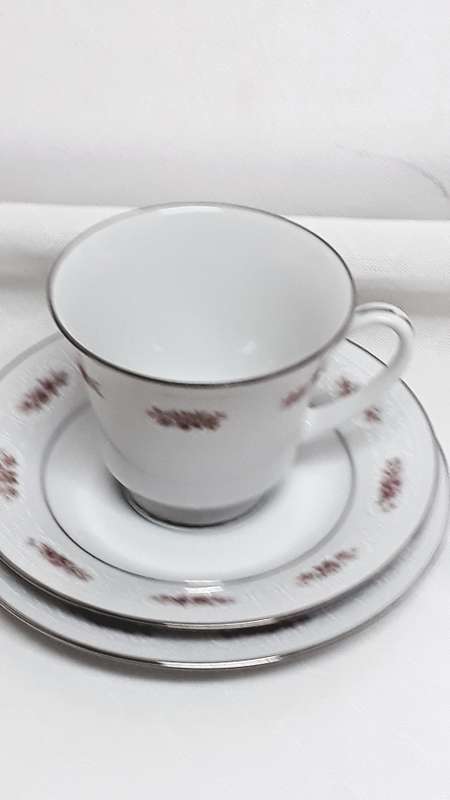 Vintage Noritake *Petula* trios