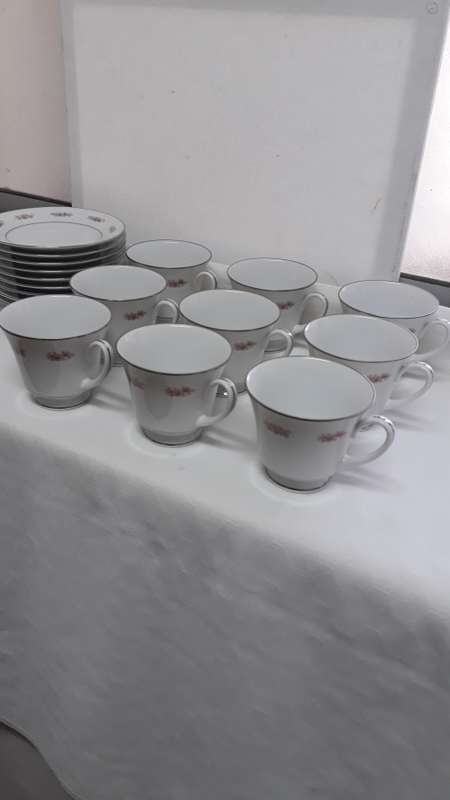 Vintage Noritake *Petula* trios
