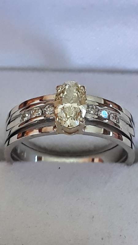 Platinum and 18k diamond ring