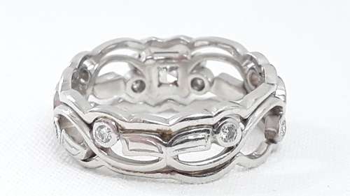 Van Deijl Platinum and diamond ring