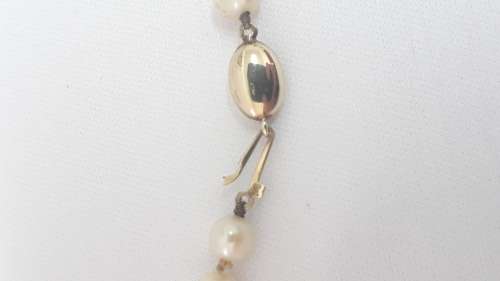 Vintage pearl necklace