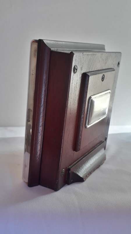 R Carr silver clock
