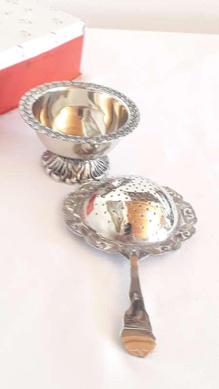 Vintage Dutch tea strainer-Holland-boxed