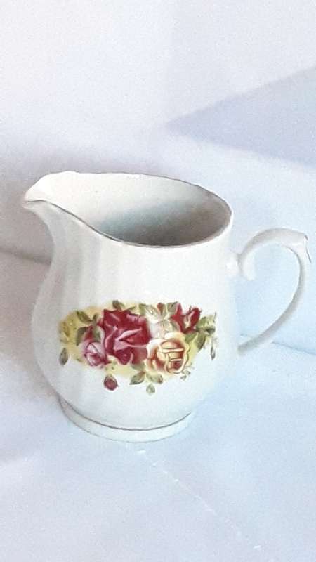 Vintage Elegant China `English Rose` set