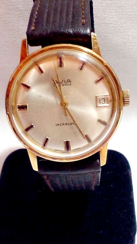 1960s Avia men`s date watch