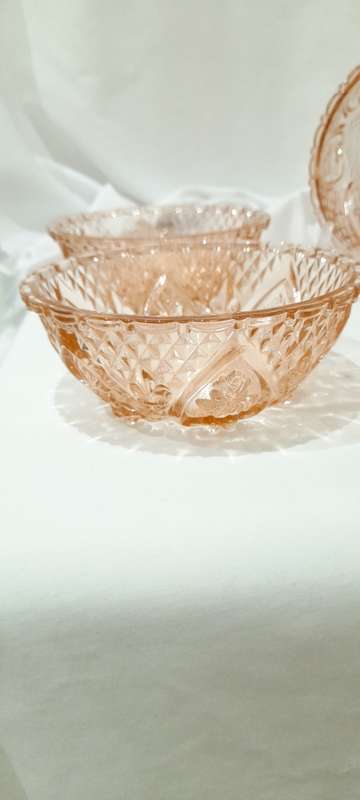 Vintage pink `Fleur De Lis` dessert bowls