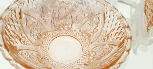 Vintage pink `Fleur De Lis` dessert bowls