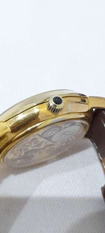 Vintage Aroma ladies automatic watch