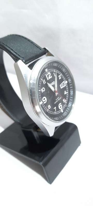 Jeep classique men`s date watch