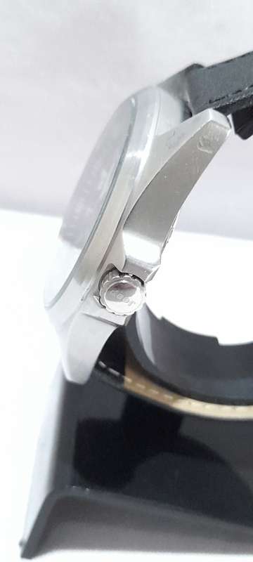 Jeep classique men`s date watch