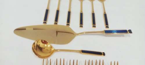 Vintage Eetrite cake set