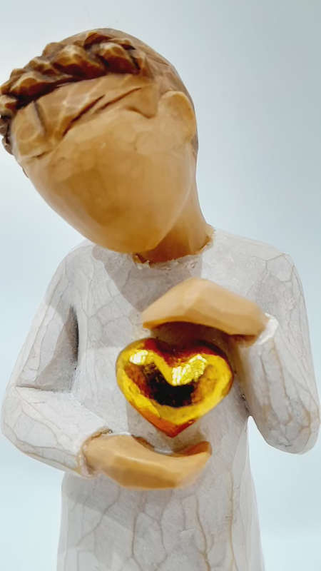 Willow Tree `Keepsake` figurine