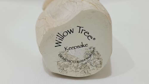 Willow Tree `Keepsake` figurine