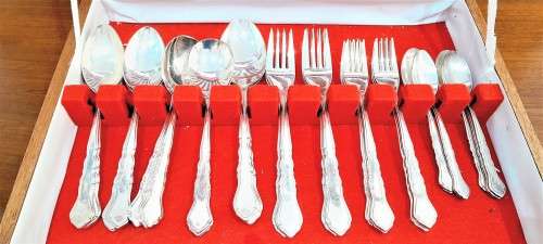 Vintage Viners silver plate dinner set