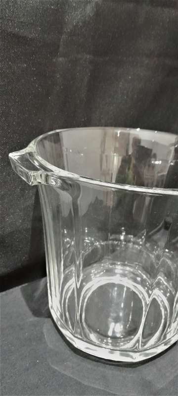 1980s Luminarc ice bucket