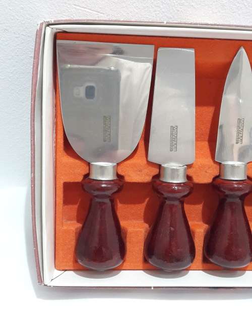 Vintage Montana cheese cutters