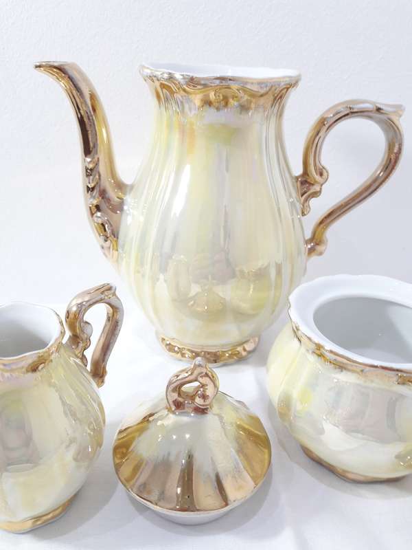 Vintage demitasse Japanese tea set