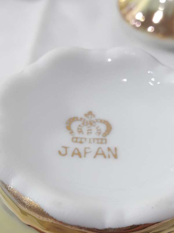 Vintage demitasse Japanese tea set