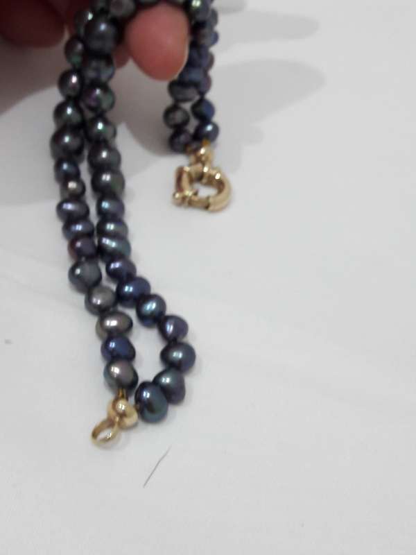 Vintage Cultured Tahitian pearls with 9ct clasp bracelet