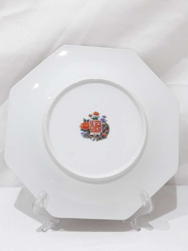 Vintage Imari octagonal plates
